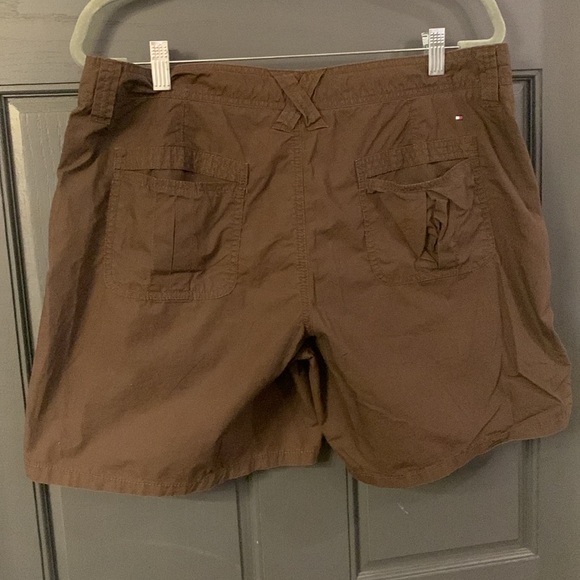 Tommy Hilfiger Shorts brown size 14 - Picture 7 of 7